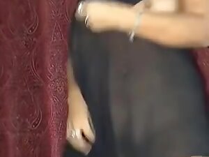 arabian hijab beauty shows herself on livecam