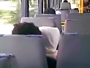 tapes an arab hijab girl blowing her bf's cock in a public bus